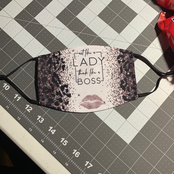 Mask - Picture 1 of 1